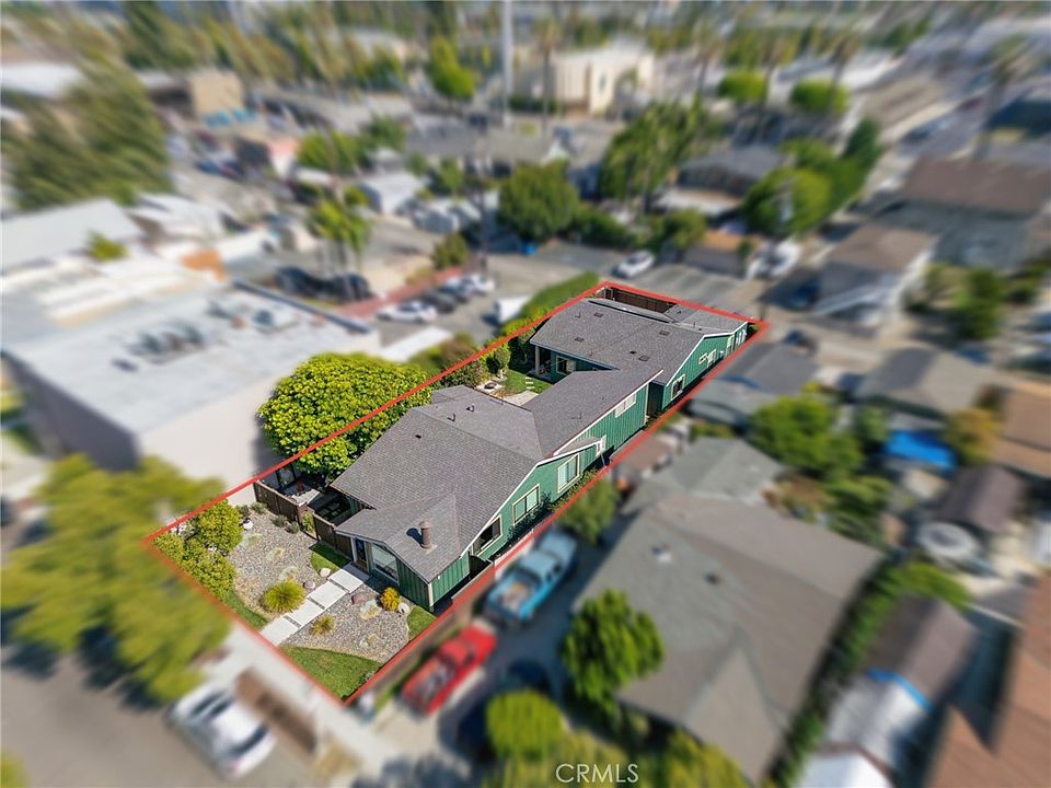 1st image of 422 W Amerige Ave
