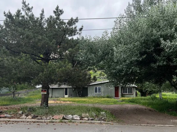 757 S East St, Lakeview, OR 97630