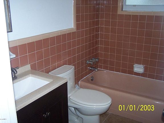 4th image of 4365 Stuart Ave