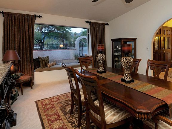 4th image of 1402 E Calle Mariposa