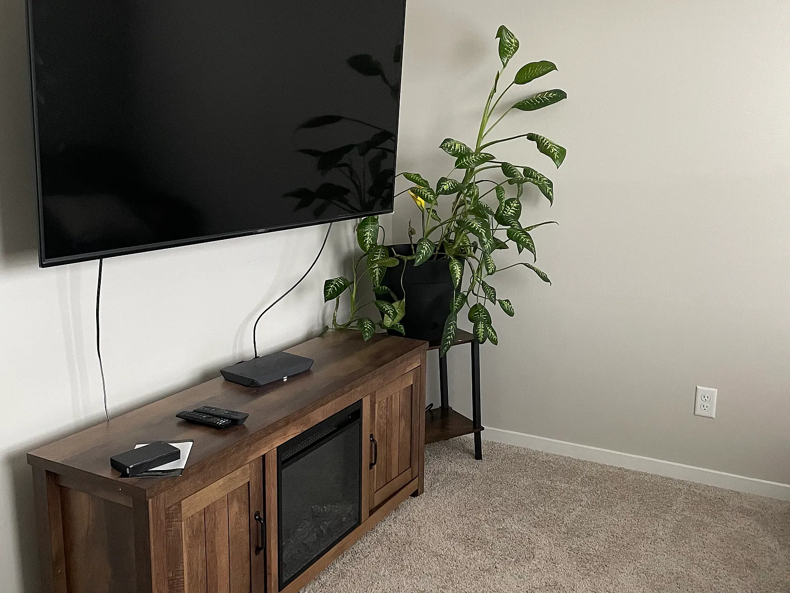3 bed, 1680 sqft, $3,400 — Photo 3