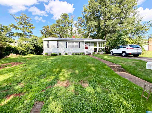 724 Glenwood Rd, Talladega, AL 35160