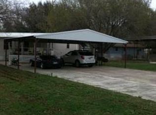 324 Willow Dr, Mcqueeney, TX 78123