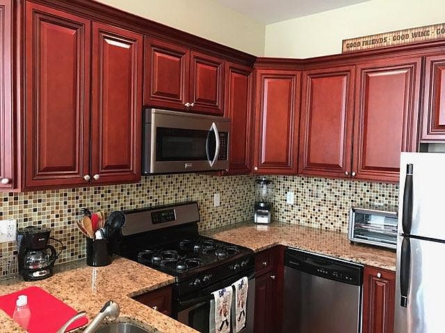 1st image of 865 N 29th St #1
