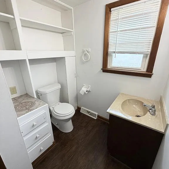 112 N Clover Ave #112 — Photo 15