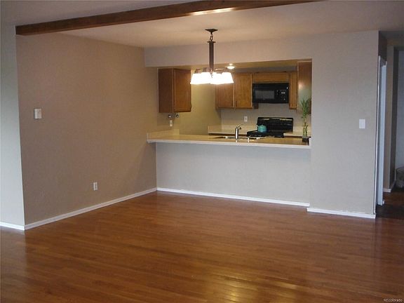4th image of 23542 Pondview Pl #D
