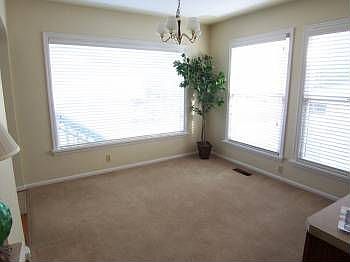 5th image of 210 SE Lamperti Ln