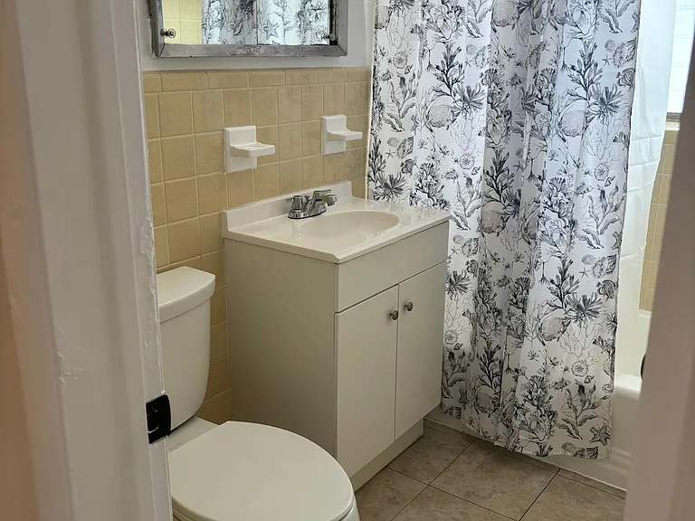 1252 S Alhambra Cir #3 — Photo 22
