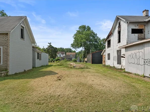 818 Xenia Ave, Dayton, OH 45410