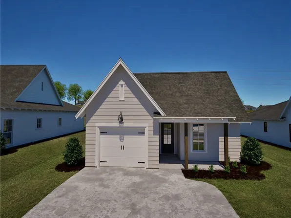 246 Summer St, Opelika, AL 36804