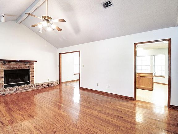 5th image of 21131 Soell Dr