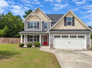 105 Shallow Ct, Sneads Ferry, NC 28460