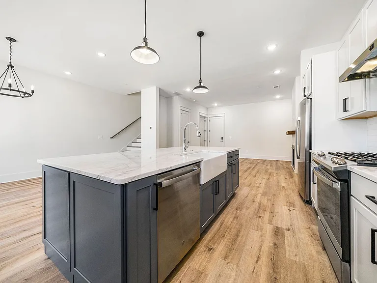 Cedar Walk Townhomes — Photo 26