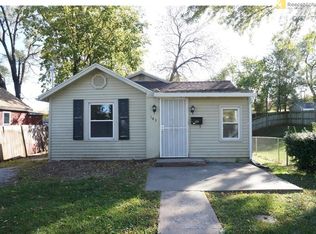 143 E Farmer St, Independence, MO 64050