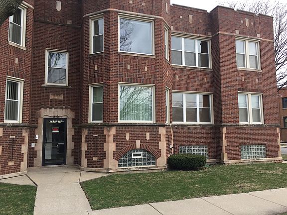 2nd image of 7955 S La Salle St #1