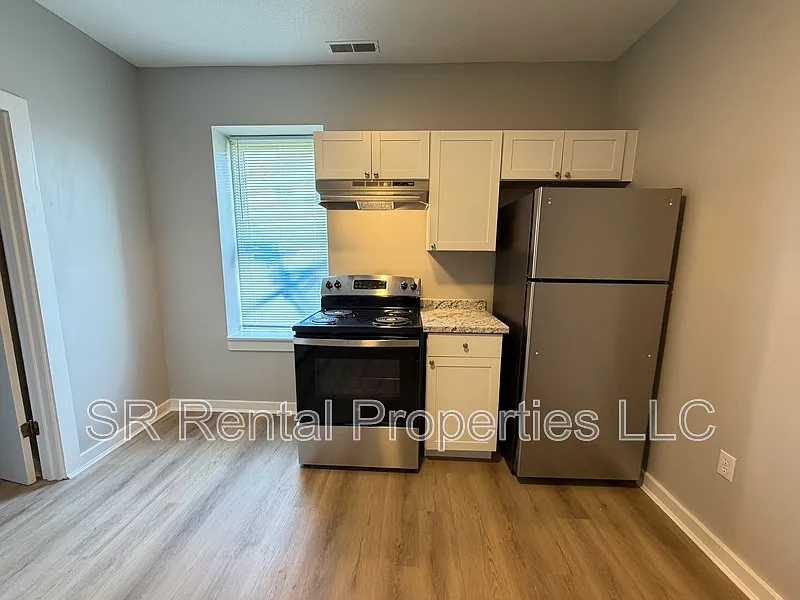 2 bed, 1.0 bath, 780 sqft, $850 — Photo 3