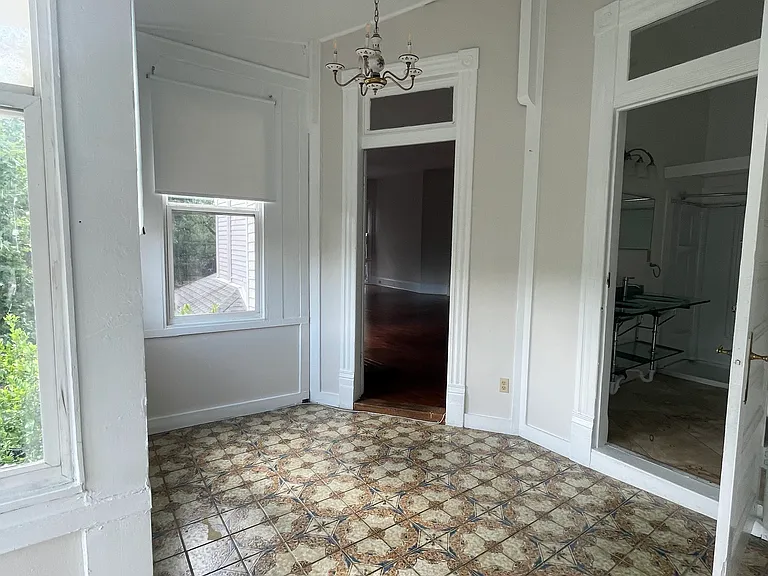 1034 S Carrollton Ave #D — Photo 17