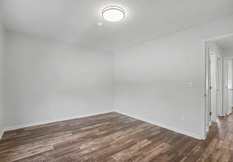 406 E 15th St #406F — Photo 12