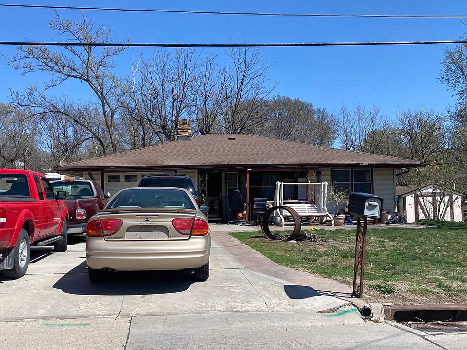 1st image of 7105 S 45th St