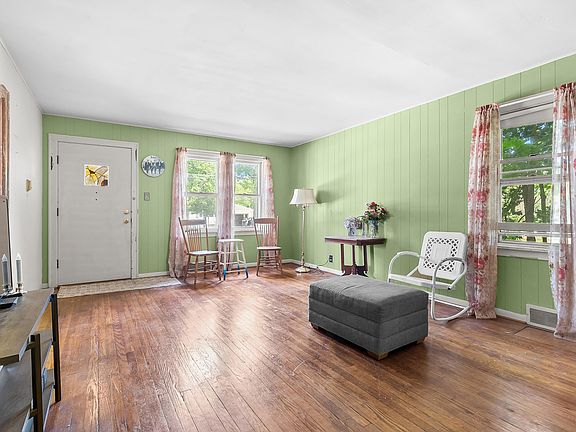 5th image of 314 Wallace Ave