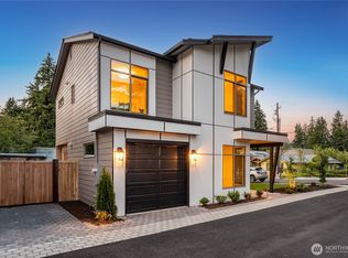 13022 NE 85th Ln, Kirkland, WA 98033