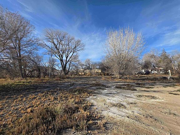 3rd image of 571 29th Rd