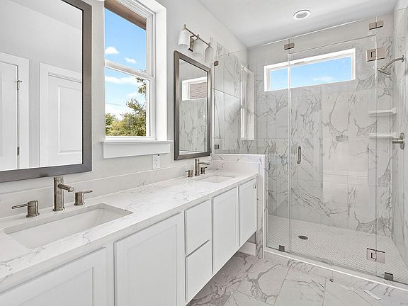 4th image of 5001 Pecan Springs Rd #31