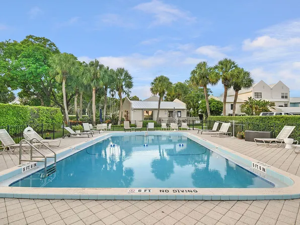 3901 SE Saint Lucie Boulevard #D-31, Stuart, FL 34997