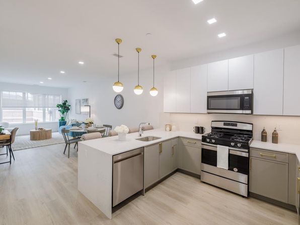 110 Washington St UNIT A315