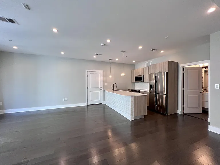 340 Adams St NE #302 — Photo 18