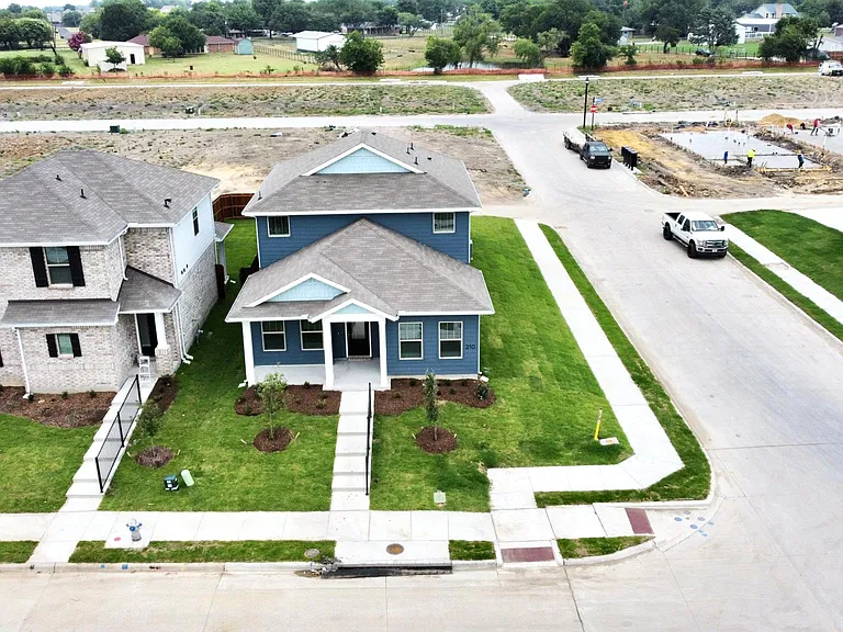 210 Monarch Way — Photo 29
