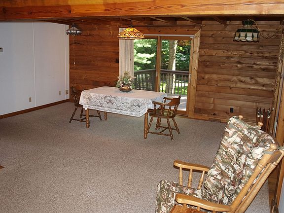 Dining 10 Jenkins Dr Chesapeake City MD