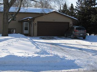 20365 Iberia Ave, Lakeville, MN 55044