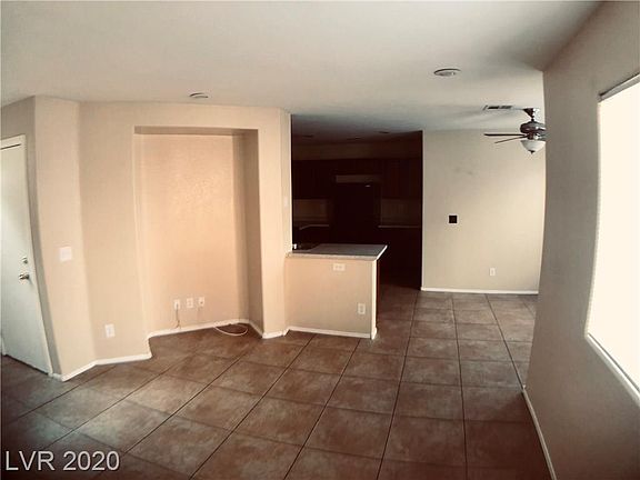 4th image of 9242 Hollander Ave