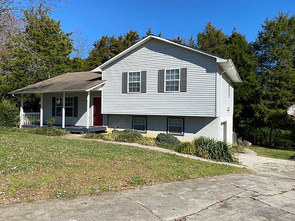 3rd image of 5804 Gray Leaf Cir
