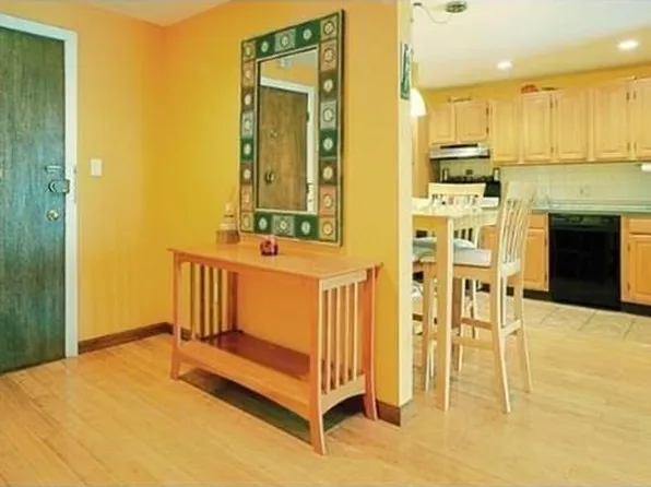 36 Bellvista Rd APT 46, Brighton, MA 02135