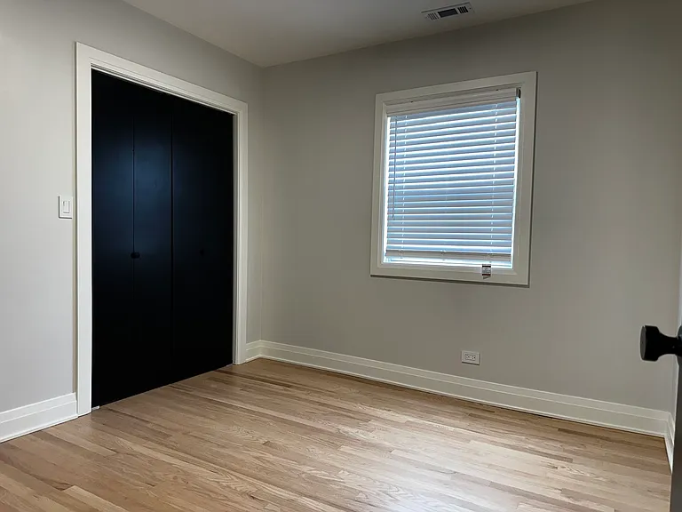 869 N Hermitage Ave #3R — Photo 15
