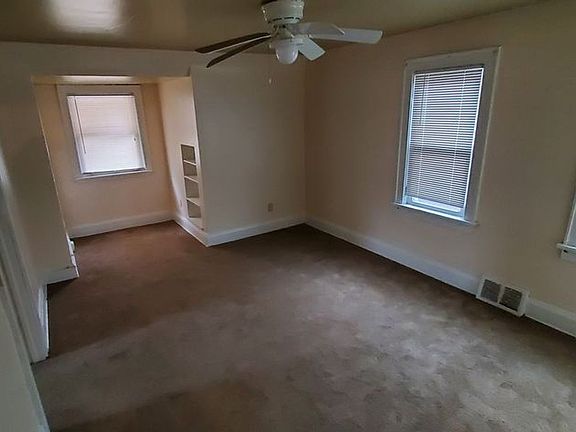5th image of 1216 W Capitol Dr