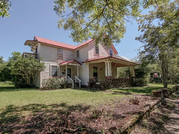 361 Park Ave, Defuniak Springs, FL 32435
