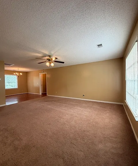 101 Riverwalk Way — Photo 5
