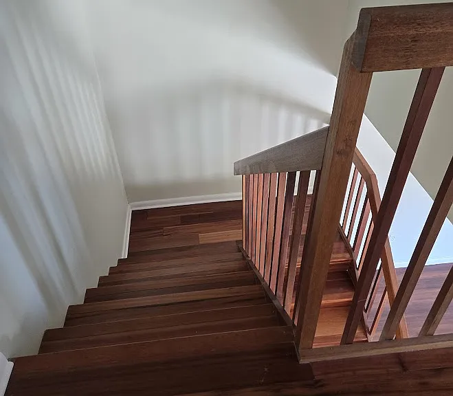 Stairs to upstairs continue