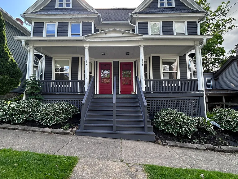 183 Wall St — Photo 1