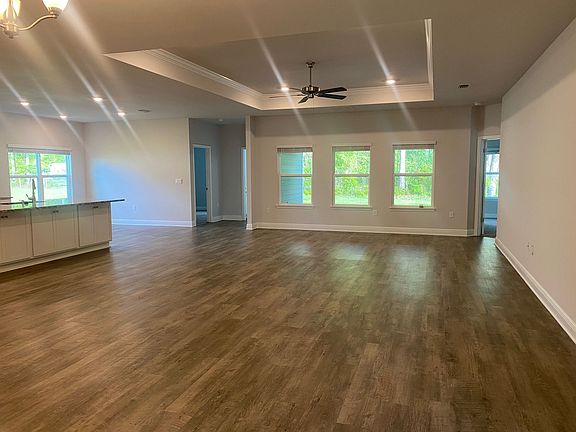 5th image of 116 London Cir