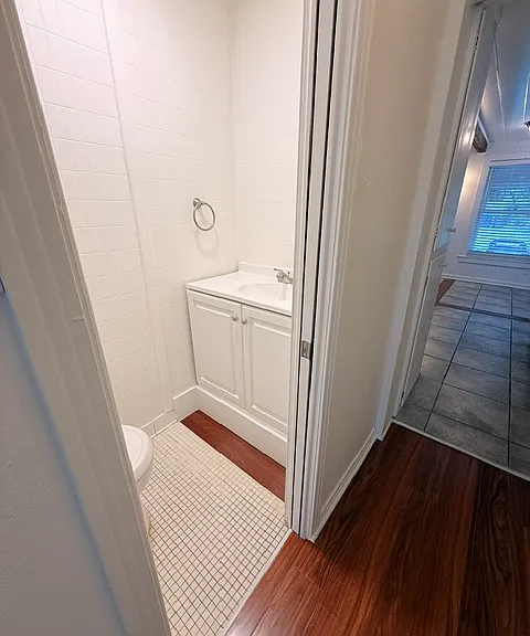837 Northwood Rd — Photo 6
