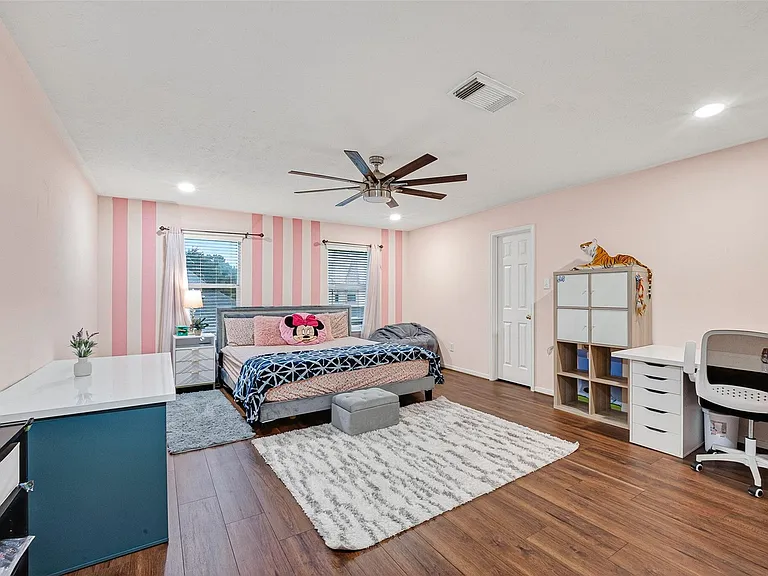 2602 Falcon Knoll Ln — Photo 31