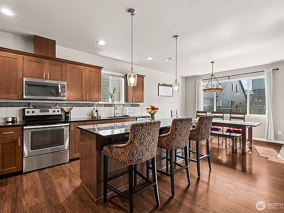 4th image of 9970 Justman Street SE