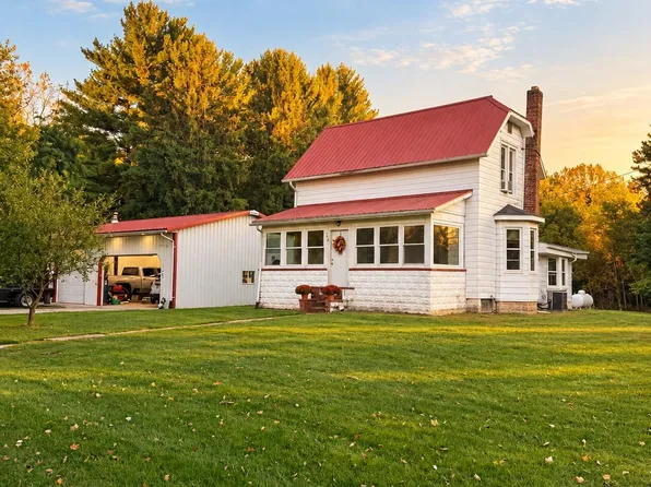 746 Chestnut St, Liberty Center, OH 43532