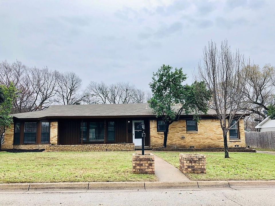 1st image of 4124 Carma Dr