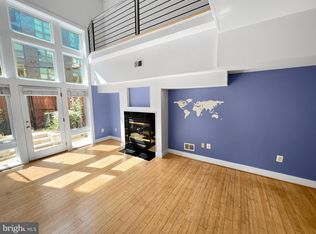 213 R St NE APT A, Washington, DC 20002