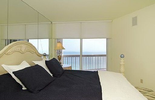 4th image of 19111 Collins Ave APT 1102